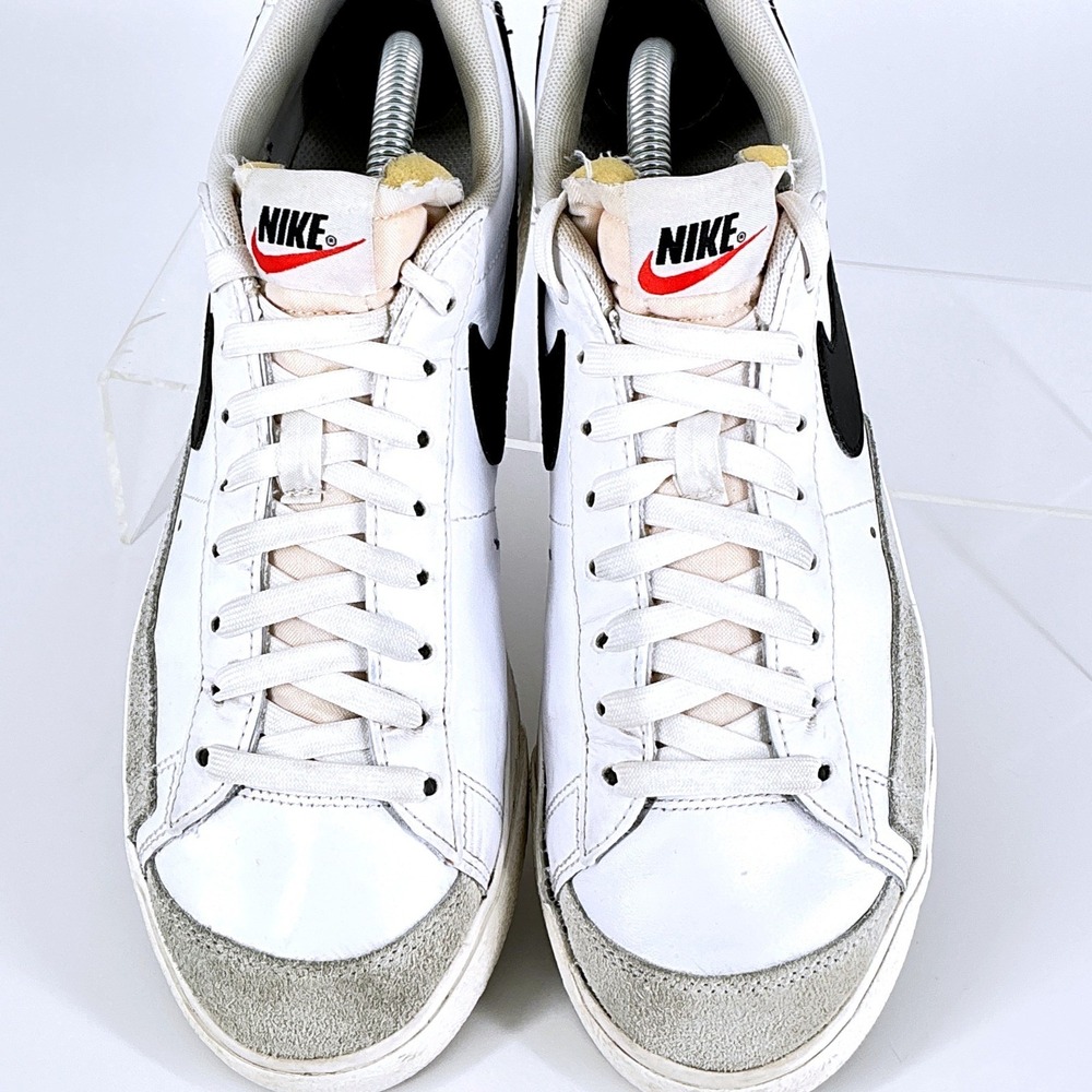Nike Size 10.5 Blazer Low Vintage White Black Suede Womens Shoes - Picture 3 of 14